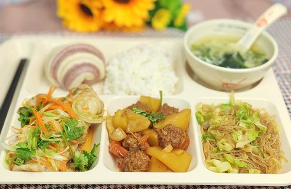 普食配餐