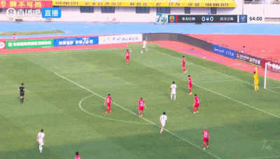 足协杯点球鏖战：武汉三镇4-3险胜青岛红狮，张东海方镜淇互献神扑