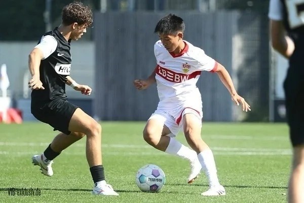 中超青岛西海岸vs绿城直播