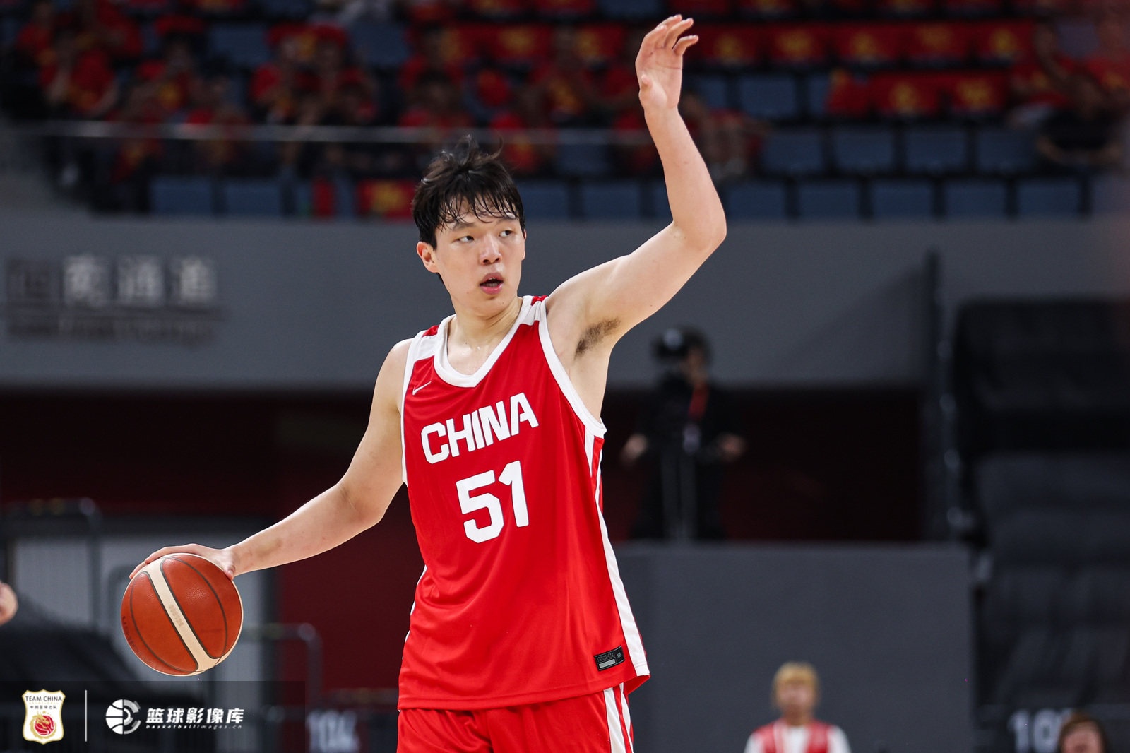 杨瀚森高位发牌受限 国内仅两教练能激活
