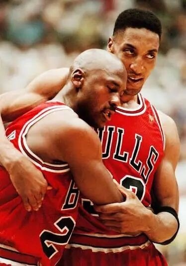 乔丹3014万、鲨鱼1.21亿、科比第13顺位：1996年自由市场重写NBA格局