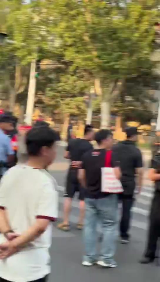 莱昂内斯内格罗斯VS海盗在线直播