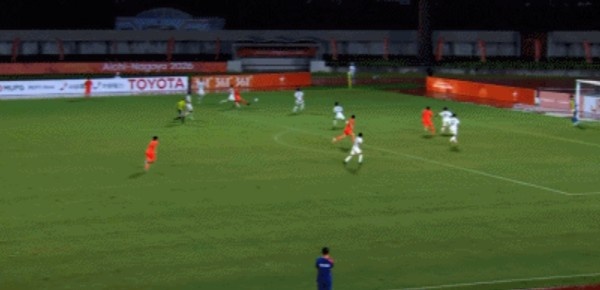 半场-U23国足1-1朝鲜U23 张玉宁头球破门吴曦献助攻毛伟杰染黄 半场-U23国足1-1朝鲜U23 张玉宁头球破门吴曦献助攻毛伟杰染黄